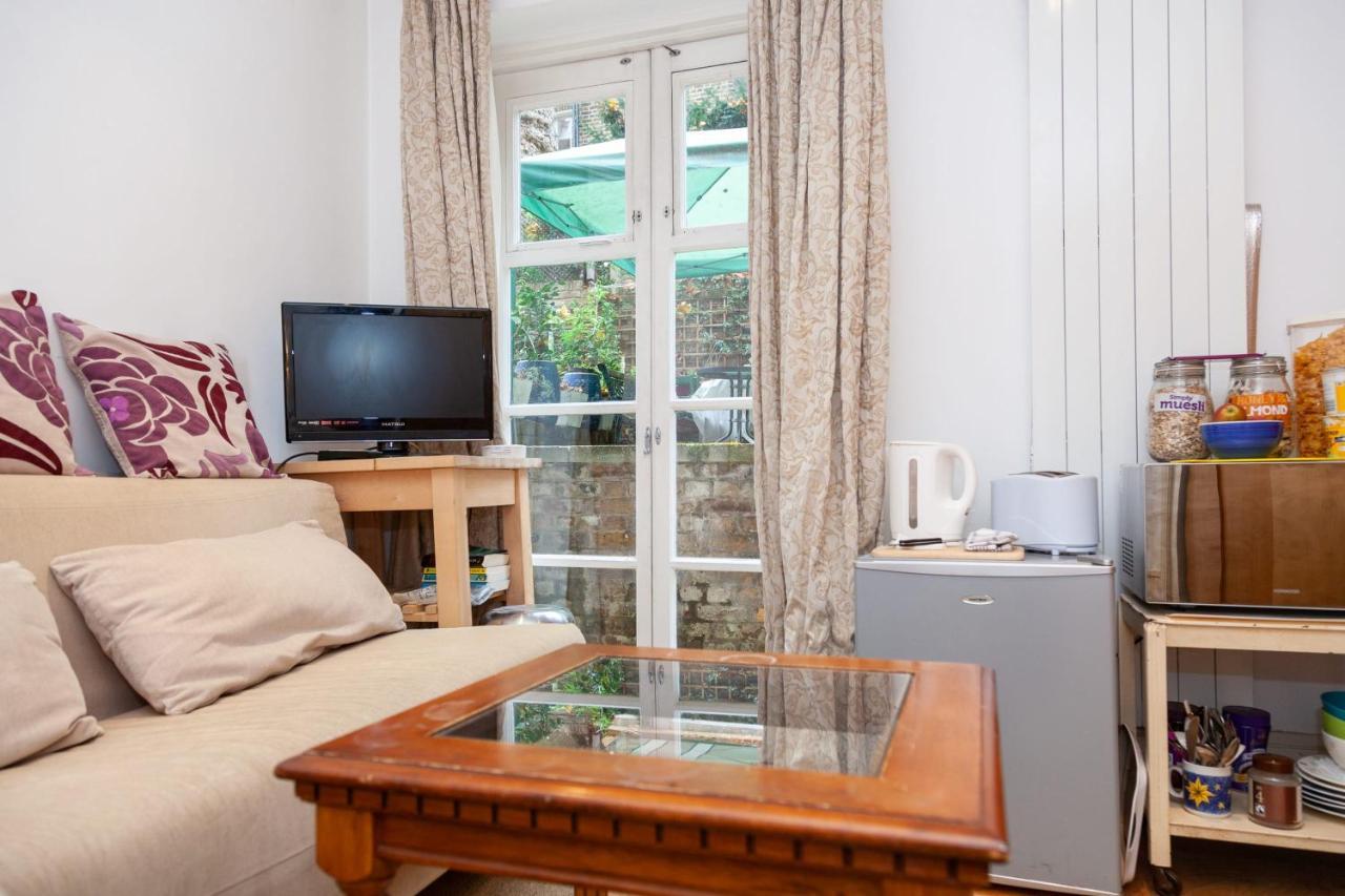 Lovely Double W Private Bathroom In Chelsea Holiday home London